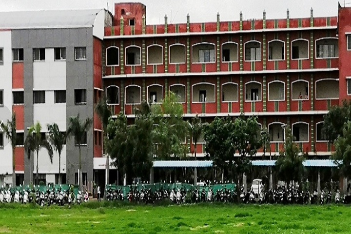 https://cache.careers360.mobi/media/colleges/social-media/media-gallery/7907/2021/5/21/Campus View of Dadasaheb Balpande College of Pharmacy Nagpur_Campus-View.jpg